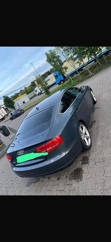 Gebraucht Audi A5 177 PS (130 kW) 2011 Grau Coupé