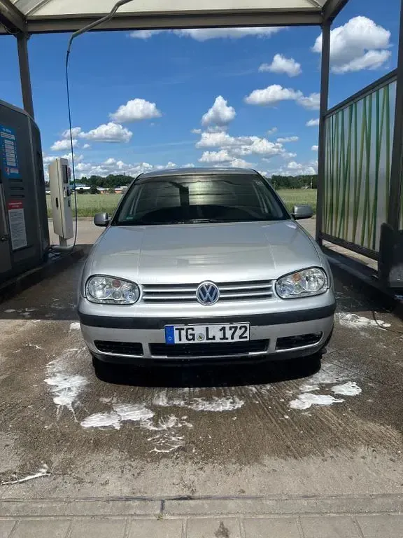 Gebraucht VW Golf IV 101 PS (74 kW) 2003 Silber Limousine