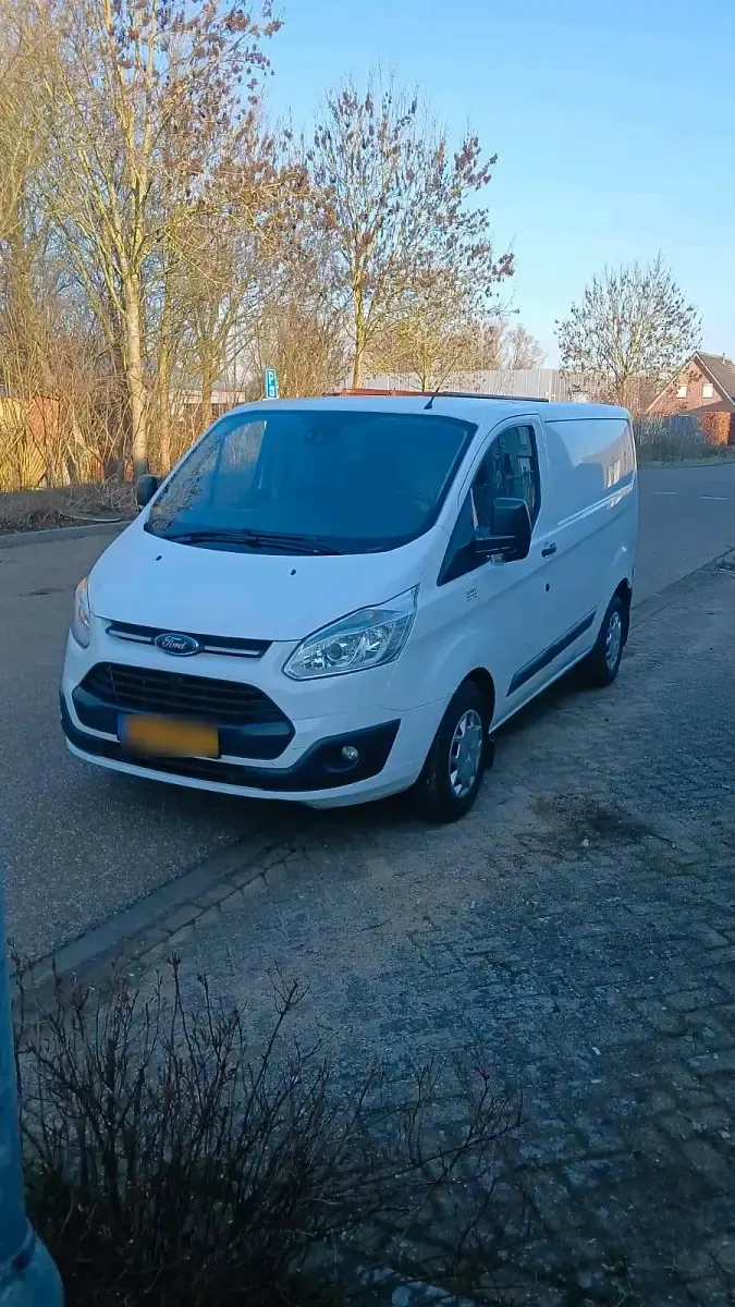 Usata Ford Transit Custom 100 CV (73 kW) 2015 Bianco Monovolume