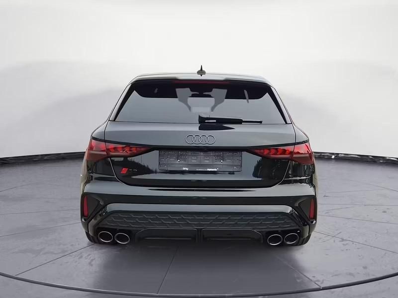Gebraucht Audi S3 Sport 333 PS (244 kW) 2025 Schwarz Limousine