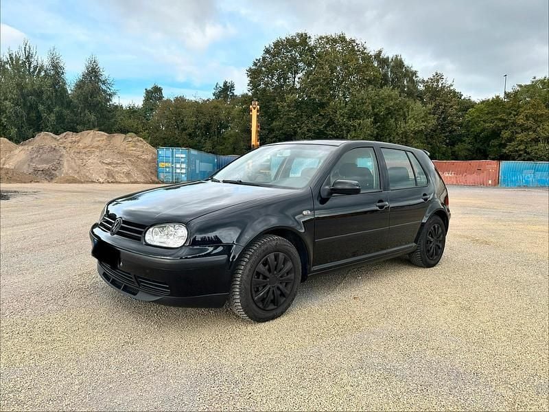 Schwarz Gebraucht 2003 VW Golf IV Limousine | 3.490 € (Etwas zu teuer) - Bild 1/4