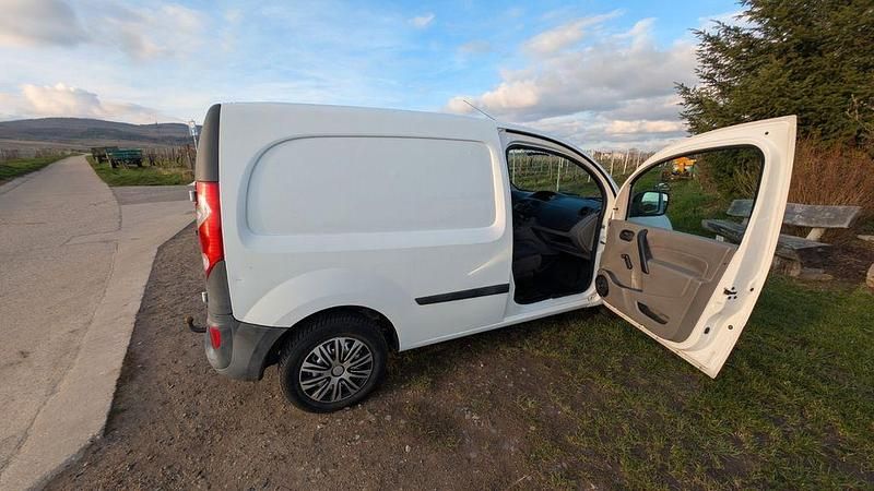 Gebraucht Renault Kangoo 87 PS (63 kW) 2009 Weiß Pickup