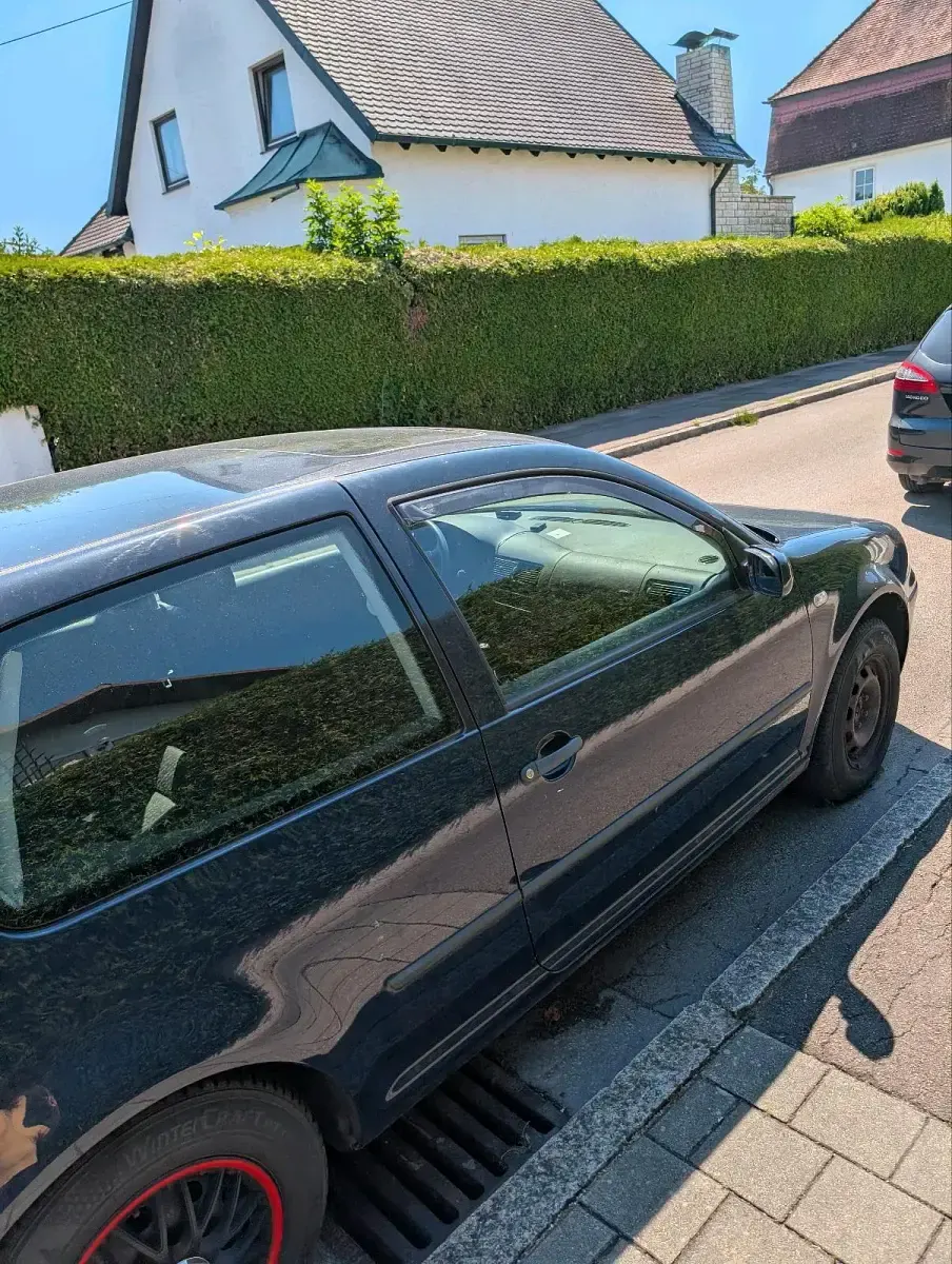 Gebraucht VW Golf IV 75 PS (55 kW) 2001 Kleinwagen