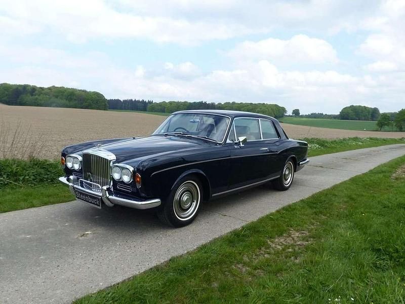 Gebraucht Bentley T1 200 PS (147 kW) 1968 Dunkelblau Limousine
