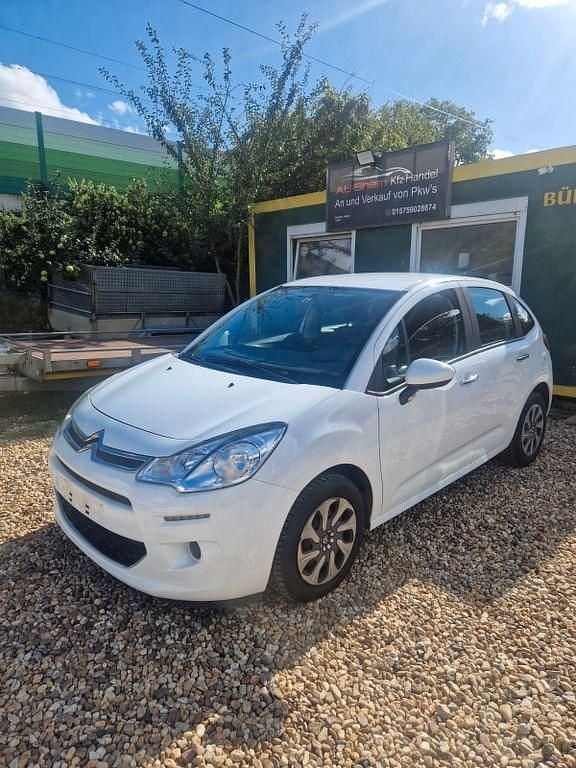 Weiß Gebraucht 2015 Citroën C3 Red Block Kleinwagen | 4.700 € (Fairer Preis) - Bild 1/4