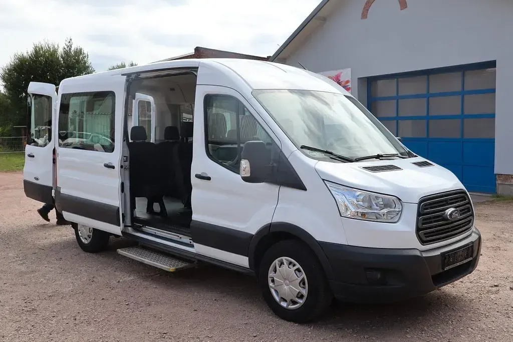 Gebraucht Ford Transit 131 PS (96 kW) 2019 Weiß Van