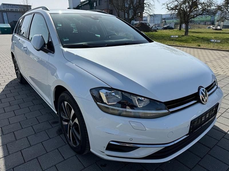 Gebraucht VW Golf VII United 150 PS (110 kW) 2020 Weiß Kombi