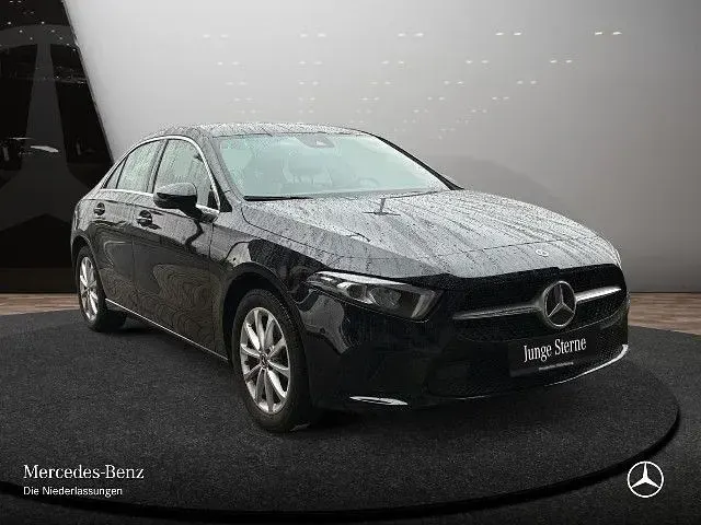 Gebraucht Mercedes A250 218 PS (160 kW) 2022