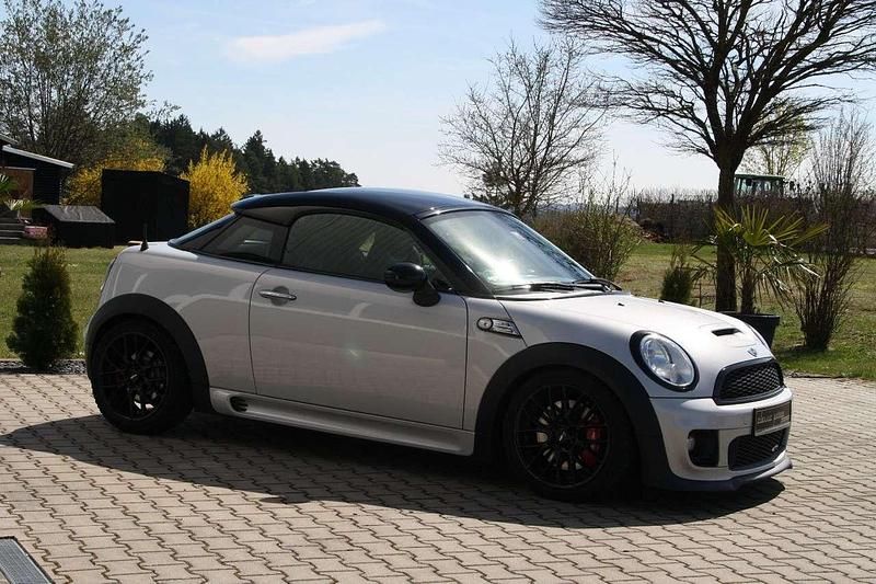 Gebraucht Mini John Cooper Works Coupé 211 PS (155 kW) 2012 White silver metallic Coupé