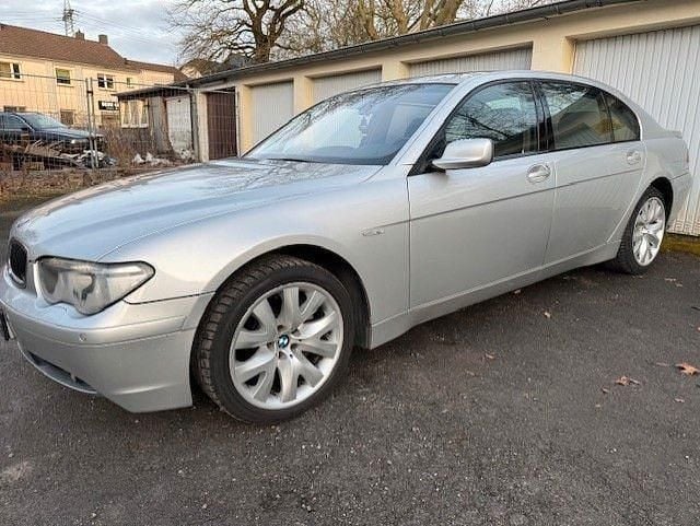Gebraucht BMW 745L Shadowline 333 PS (244 kW) 2004 Silber Limousine