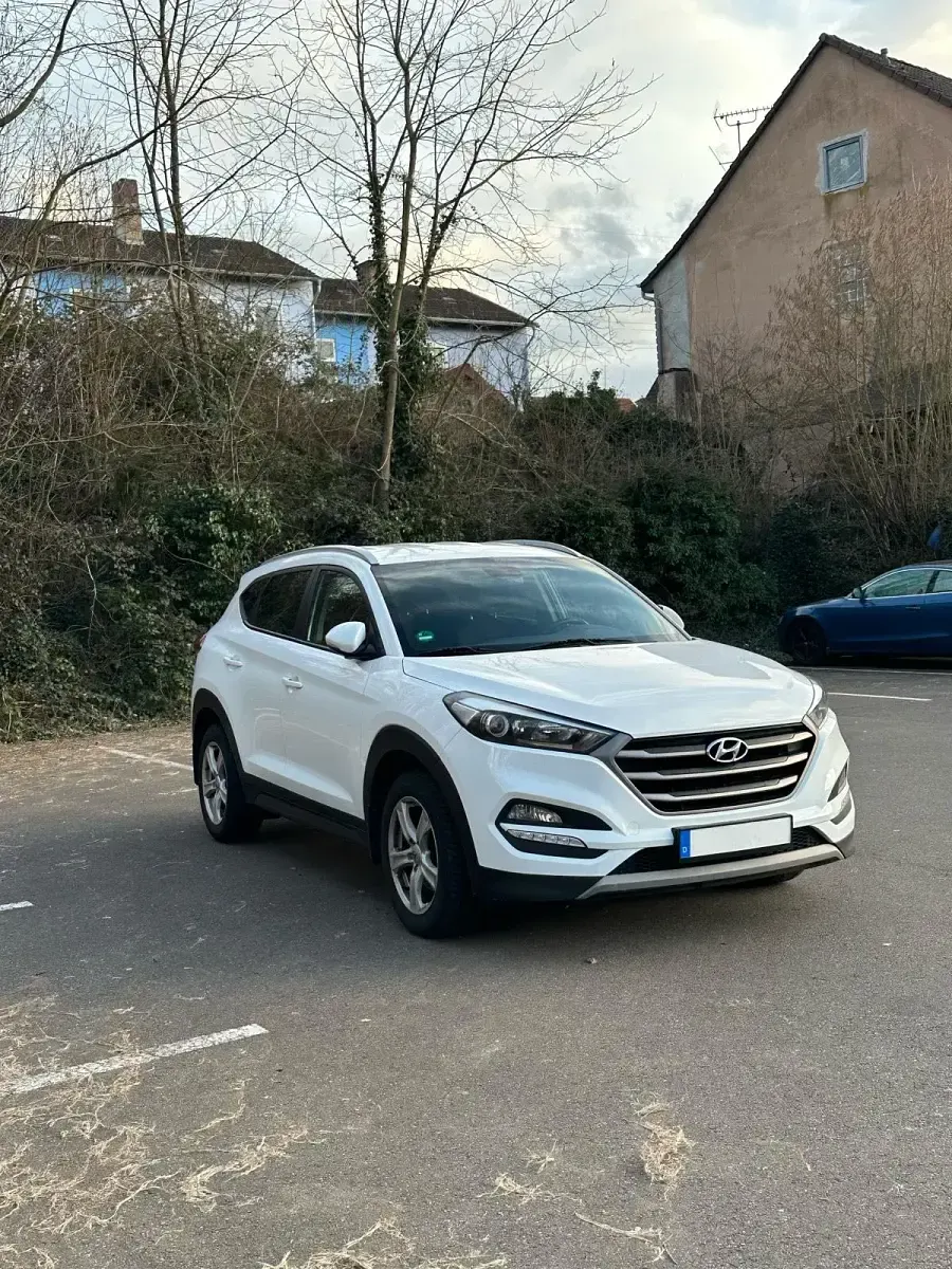 Gebraucht Hyundai Tucson 179 PS (131 kW) 2018 Weiß SUV