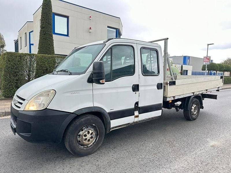 Gebraucht Iveco Daily 136 PS (100 kW) 2006 Weiß Van / Kleinbus