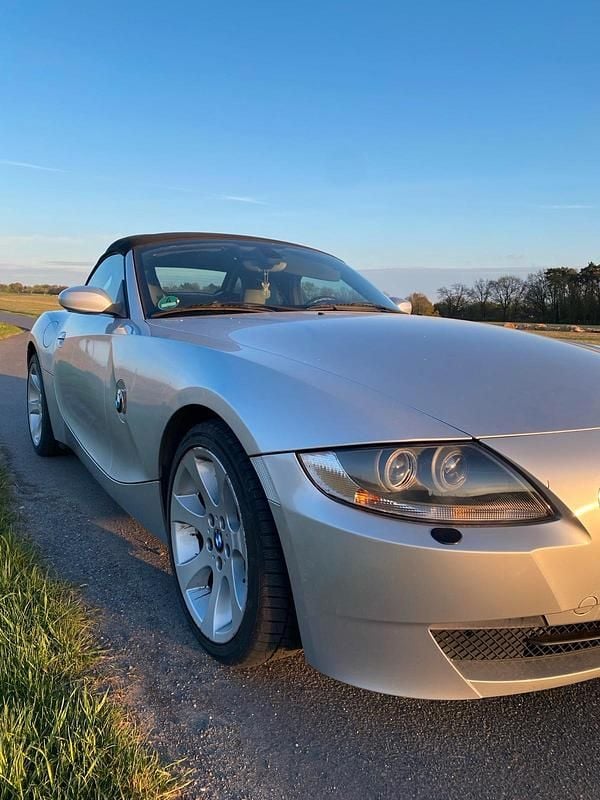 Gebraucht BMW Z4 177 PS (130 kW) 2006 Silber Cabrio