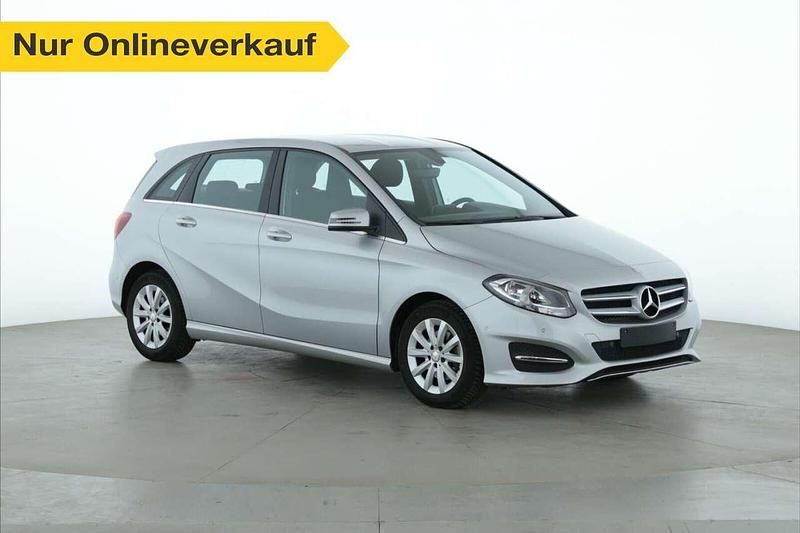 Silber Gebraucht 2016 Mercedes B180 Style Van / Kleinbus | 12.960 € (Fairer Preis) - Bild 1/3