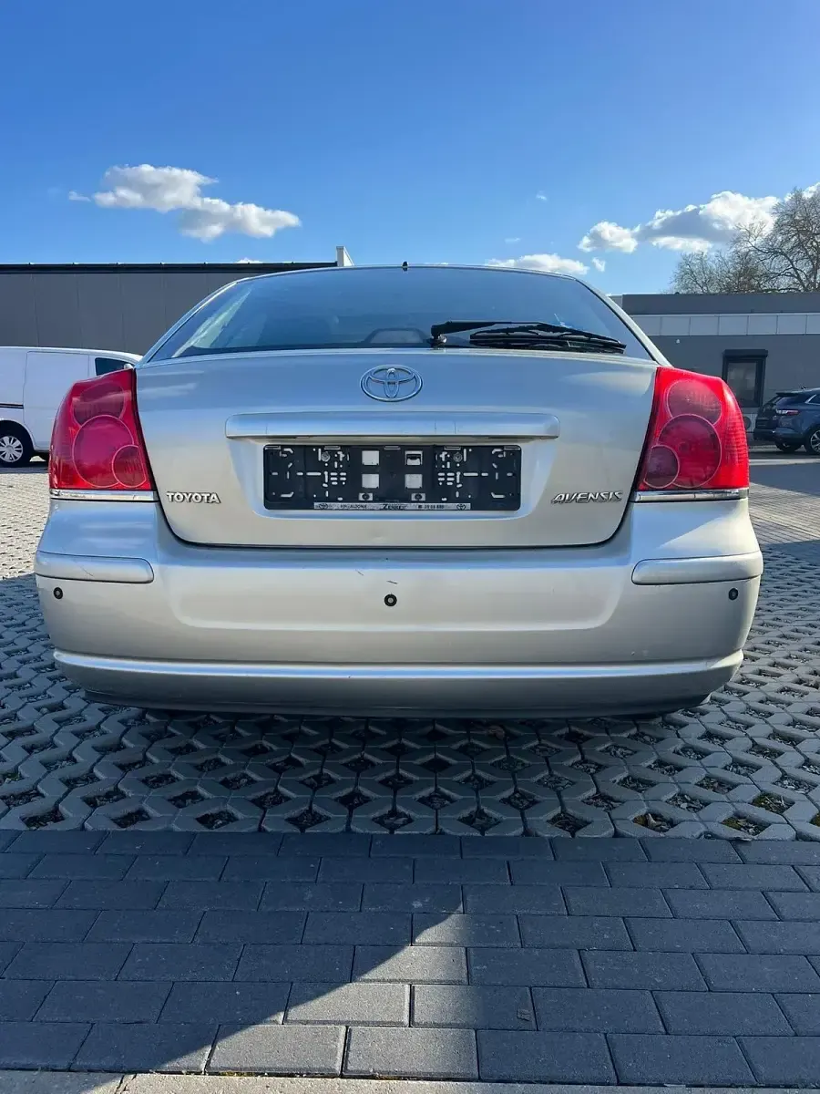 Gebraucht Toyota Avensis 2005 Grau Limousine