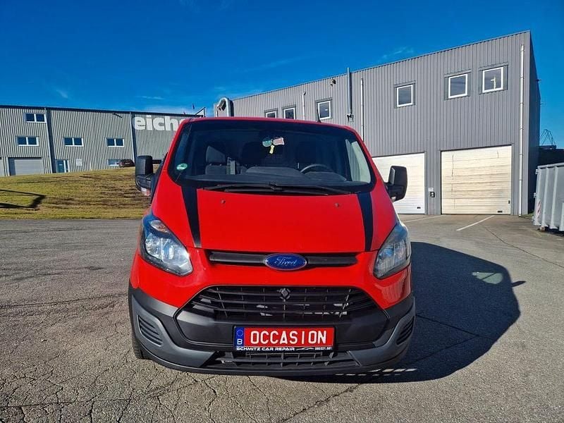 Gebraucht Ford Transit Custom 101 PS (74 kW) 2013 Rot Van / Kleinbus