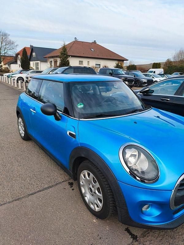 Gebraucht Mini ONE 102 PS (75 kW) 2017 Blau Kleinwagen