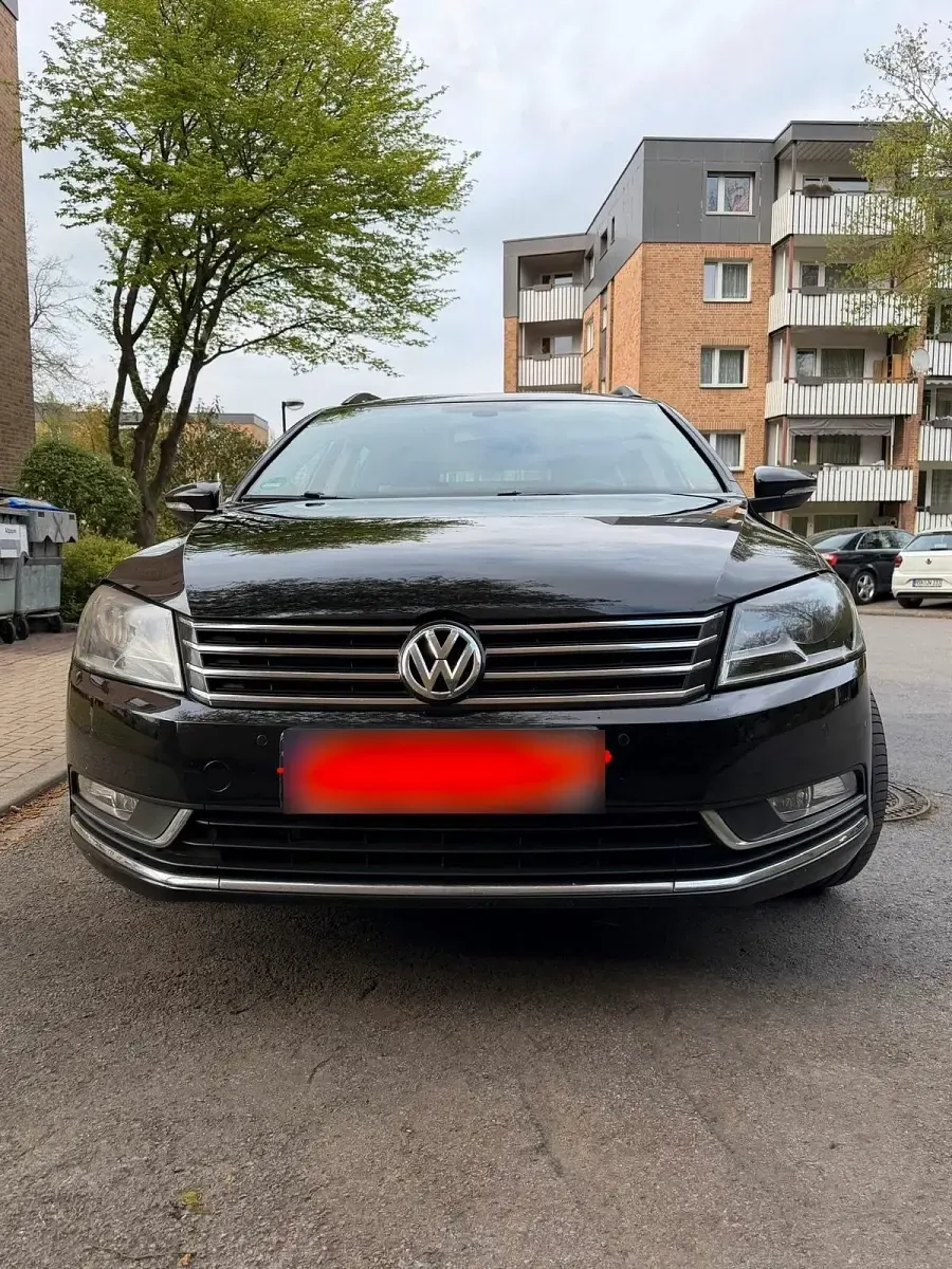 Gebraucht VW Passat 140 PS (102 kW) 2012 Schwarz Kombi