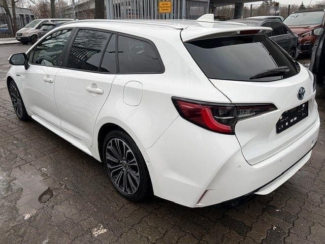 Gebraucht Toyota Corolla 152 PS (111 kW) 2021 Weiß Limousine