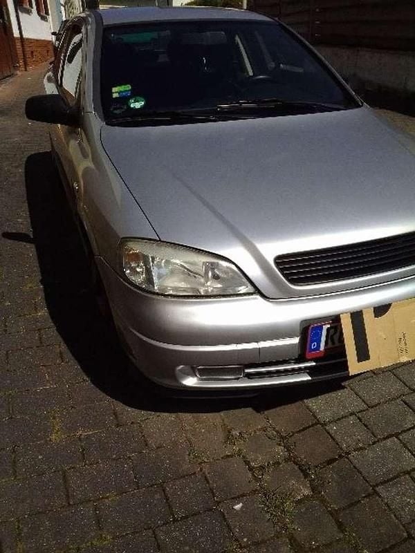 Gebraucht Opel Astra Classic Edition 101 PS (74 kW) 1999 Silber Limousine