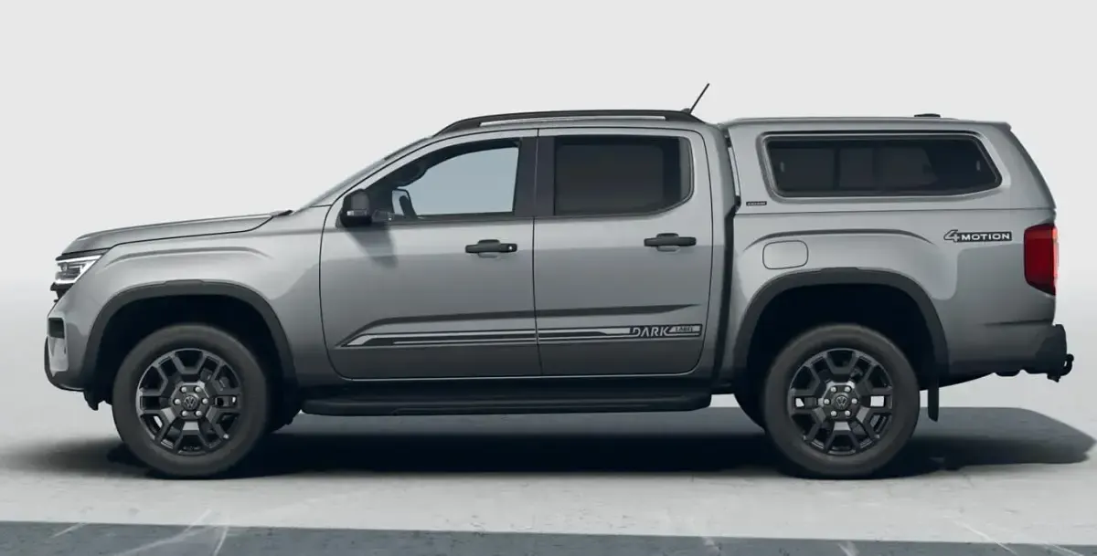 Neu VW Amarok Dark Label 241 PS (177 kW) 2026 Dark grey metallic Pickup