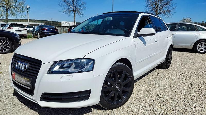 Second-hand Audi A3 Ambiente 200 CP (147 kW) 2010 Alb Hatchback
