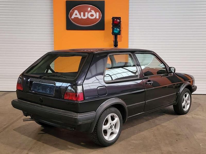 Gebraucht VW Golf II 69 PS (50 kW) 1990 Schwarz Kleinwagen