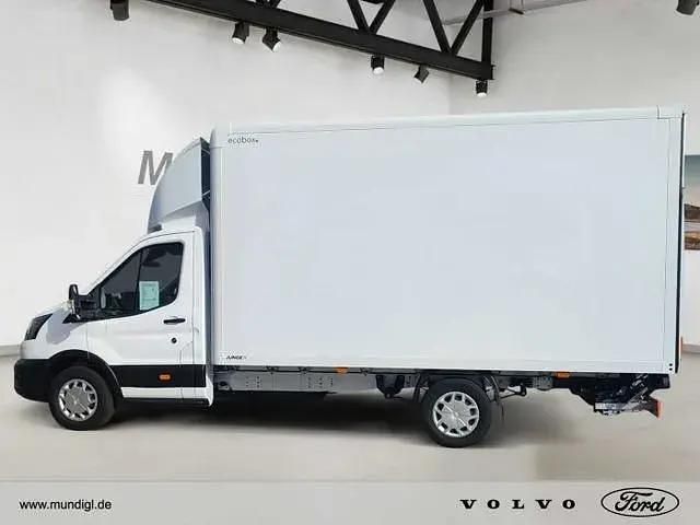 Gebraucht Ford Transit Trend 155 PS (114 kW) 2023 Frostweiß Van