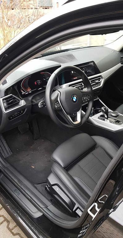 Schwarz Gebraucht 2021 BMW 330 Advantage Kombi | 36.500 € (Etwas zu teuer) - Bild 1/4