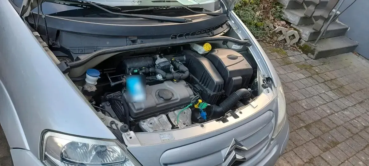 Gebraucht Citroën C3 60 PS (44 kW) 2009 Silber Kleinwagen