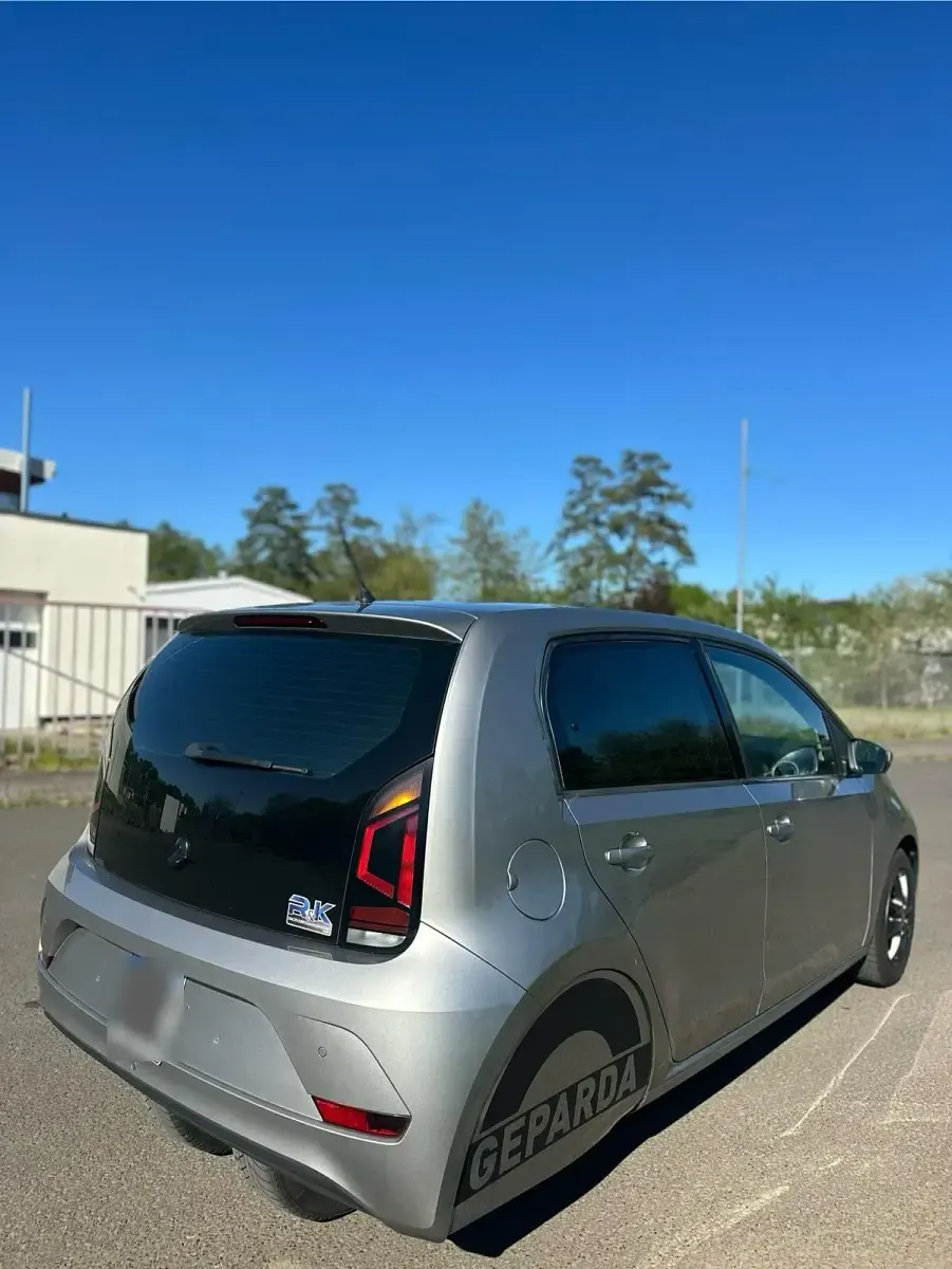 Gebraucht VW up! 19 PS (13 kW) 2024 Silber Kleinwagen