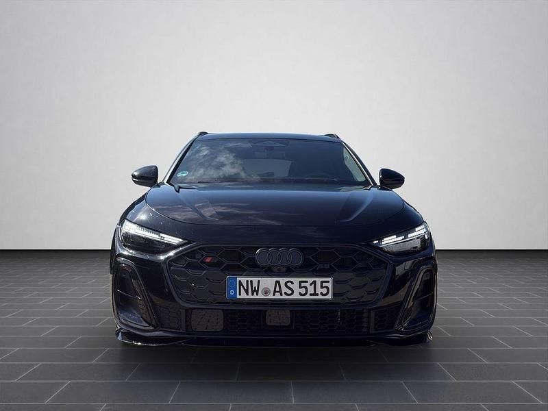 Gebraucht Audi S5 Comfort 441 PS (324 kW) 2025 Mythosschwarz metallic (metallic) Kombi