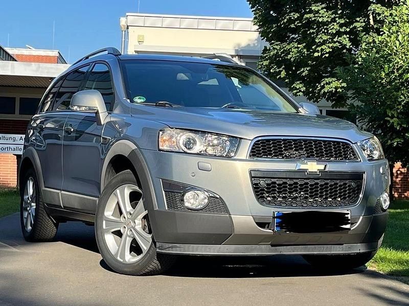 Gebraucht Chevrolet Captiva LTZ 184 PS (135 kW) 2012 Grau SUV