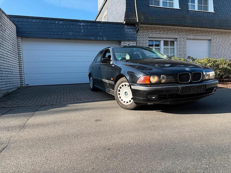 Occasion BMW 523 170 ch (125 kW) 1999 Noir Berline