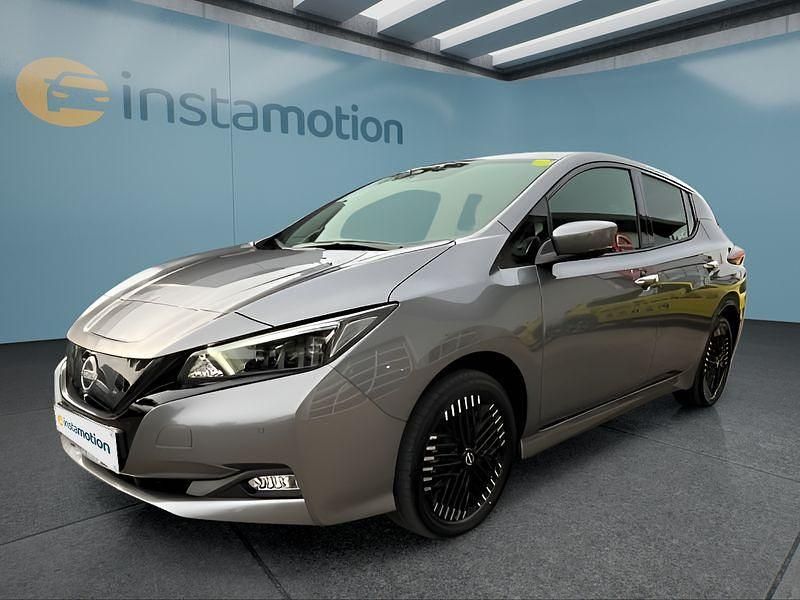 Grau Gebraucht 2023 Nissan Leaf N-Connecta Kleinwagen | 23.399 € (Teuer) - Bild 1/4
