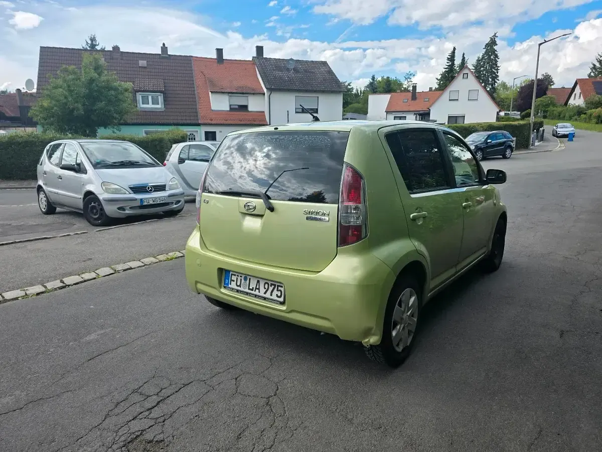 Gebraucht Daihatsu Sirion 87 PS (63 kW) 2006 Grün Kleinwagen