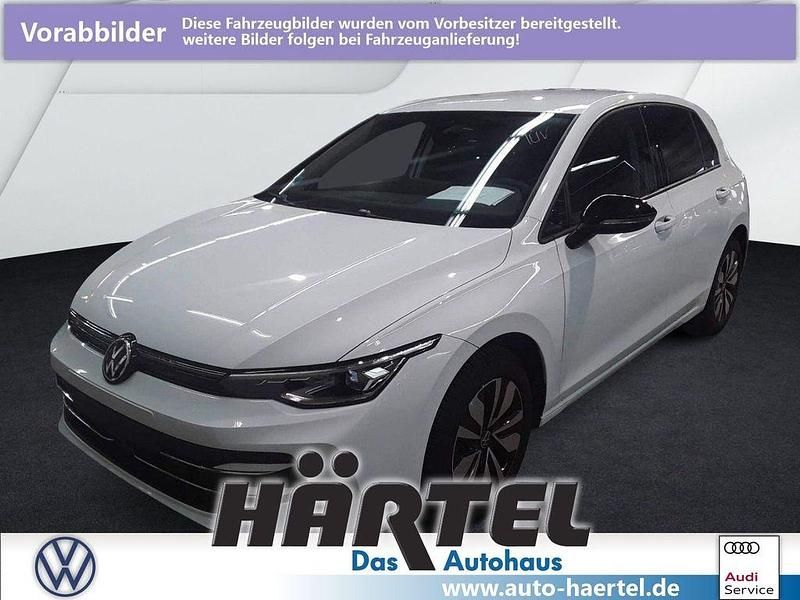 Pure white, solid Gebraucht 2025 VW Golf VIII Goal Limousine | 24.800 € (Superpreis) - Bild 1/4