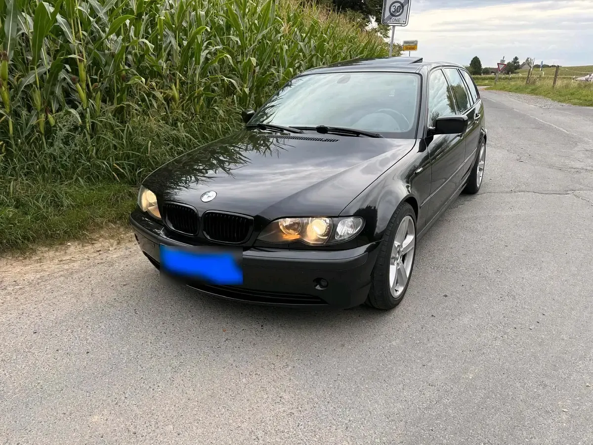 Gebraucht BMW 325 192 PS (141 kW) 2004 Schwarz Kombi