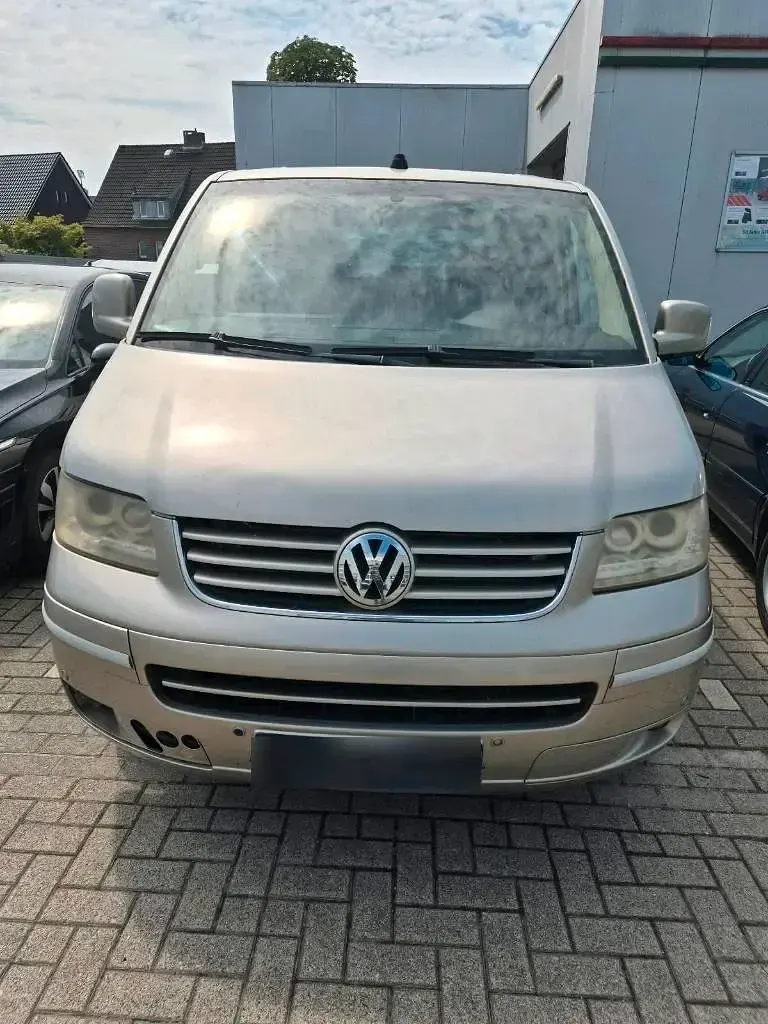 Gebraucht VW Multivan 174 PS (127 kW) 2004 Gold Van / Kleinbus