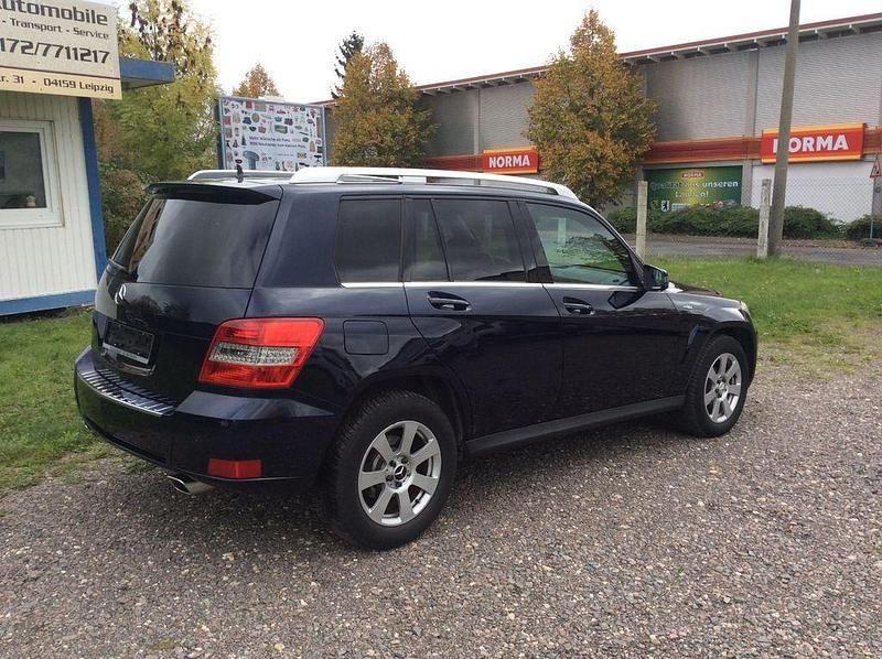 Gebraucht Mercedes GLK220 170 PS (125 kW) 2011 Blau SUV