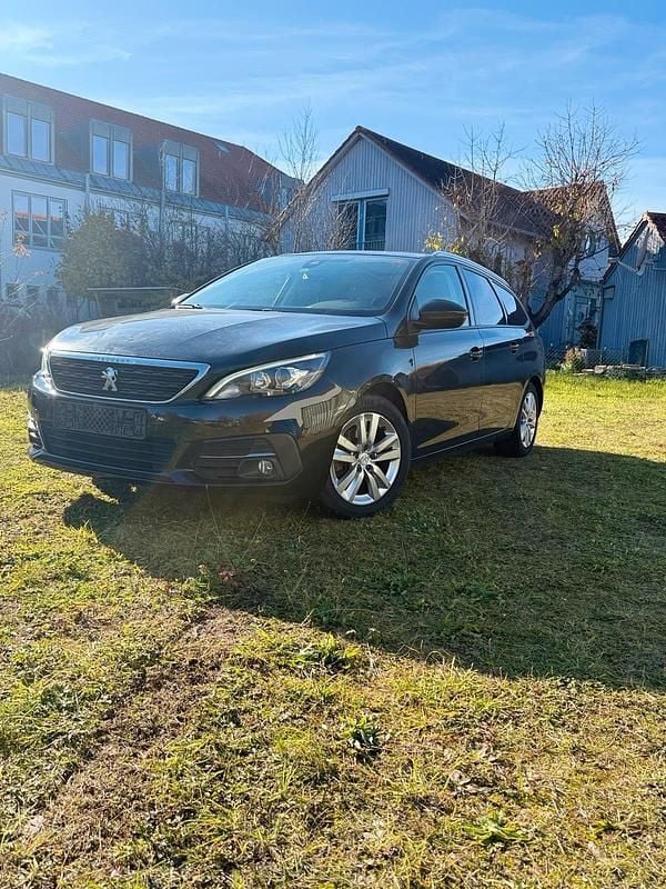 Schwarz Gebraucht 2018 Peugeot 308 Kombi | 5.950 € (Etwas zu teuer) - Bild 1/4