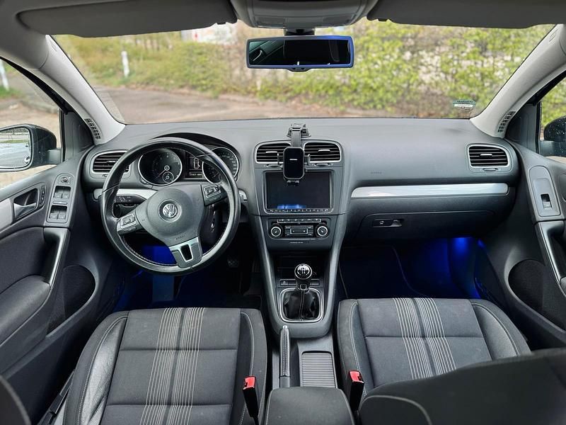 Gebraucht VW Golf VI 86 PS (63 kW) 2012 Blau Kleinwagen