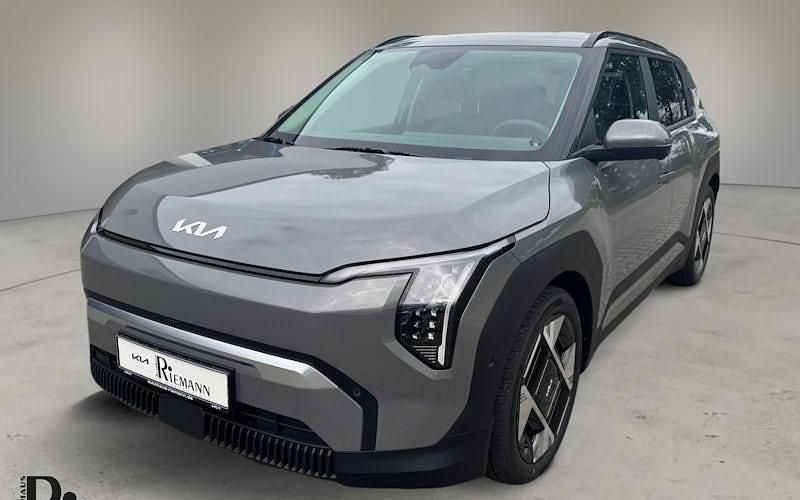 Grau Neu 2025 Kia EV3 3 SUV | 35.195 € (Fairer Preis) - Bild 1/4