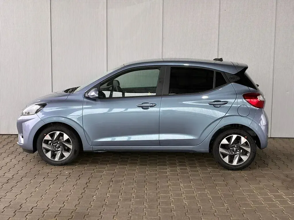 Neu Hyundai i10 Premium 79 PS (58 kW) 2025 Meta blau metallic Kleinwagen