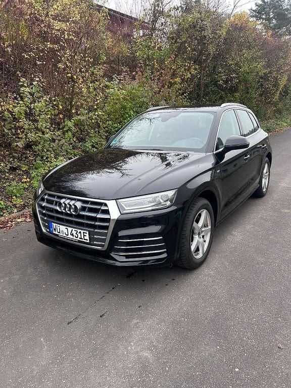 Schwarz Gebraucht 2020 Audi Q5 Sport SUV | 27.900 € (Superpreis) - Bild 1/4