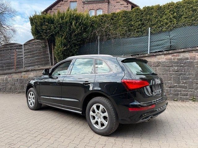 Usado Audi Q5 Comfort 190 HP (139 kW) 2016 Preto SUV