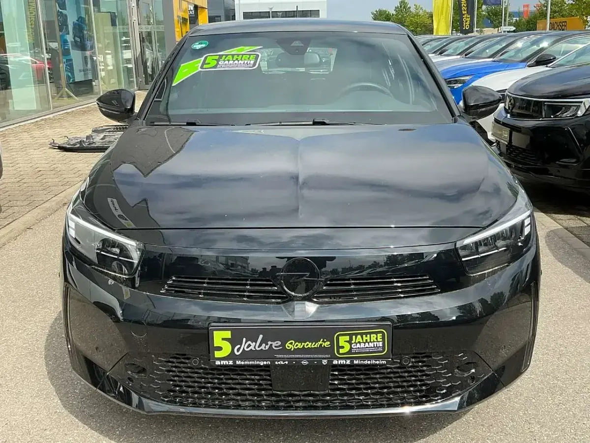 Gebraucht Opel Corsa-e 100 kW (136 PS) 2023 Schwarz perla nera/typ aussenv Kleinwagen