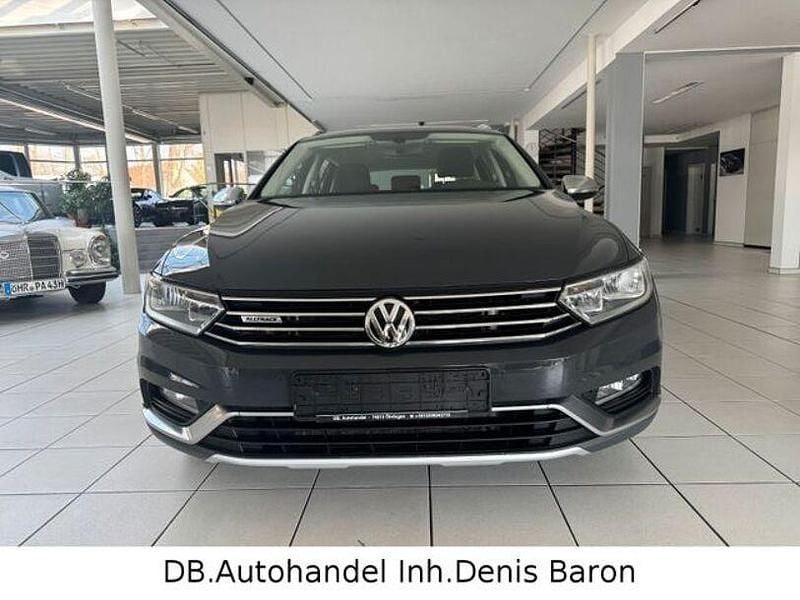 Gebraucht VW Passat Alltrack 190 PS (139 kW) 2017 Grau Kombi