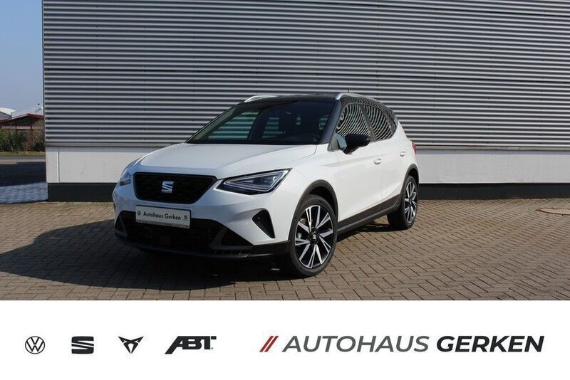Weiß Neu 2025 Seat Arona FR SUV | 33.490 € - Bild 1/4