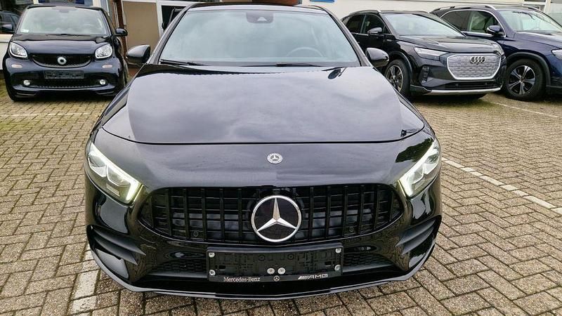 Gebraucht Mercedes A200 AMG 150 PS (110 kW) 2021 Schwarz Limousine